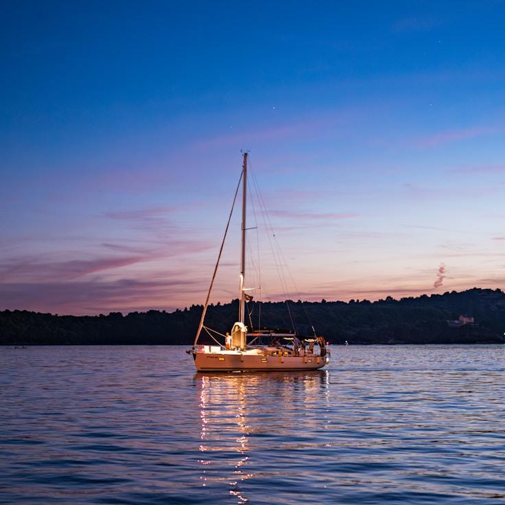 Sunset cruise experience